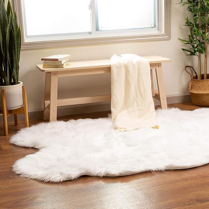 Super Area Rugs Ultra Soft & Fluffy Faux Fur Sheepskin Rug, White 4 x 6 Feet Silky Fluffy Machine Washable Carpet for Bedrooms, Living Room and Hallways