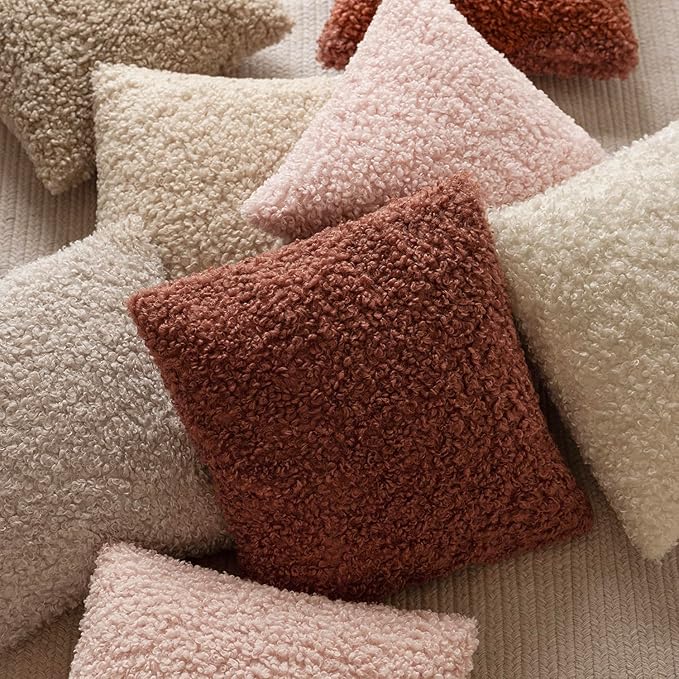 Foindtower 2 Pieces 20x20 Inch Light Pink, Faux Fur Throw Pillow Cover Accent Sherpa Furry Pillow Covers Fuzzy Soft Pillowcases Cozy Sheepskin Decorative Fleece Cushion Case for Bed Couch Living Room