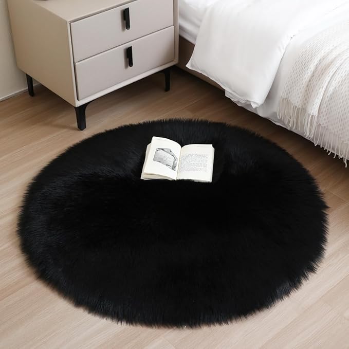 CKLASAY Faux Fur Rug Sheepskin Fuzzy Rug Super Soft Fluffy Plush Area Rug Bedroom Floor Children's Room Sofa Cushion Living Room Bedside Rugs (Black,3×3 ft Rotund)