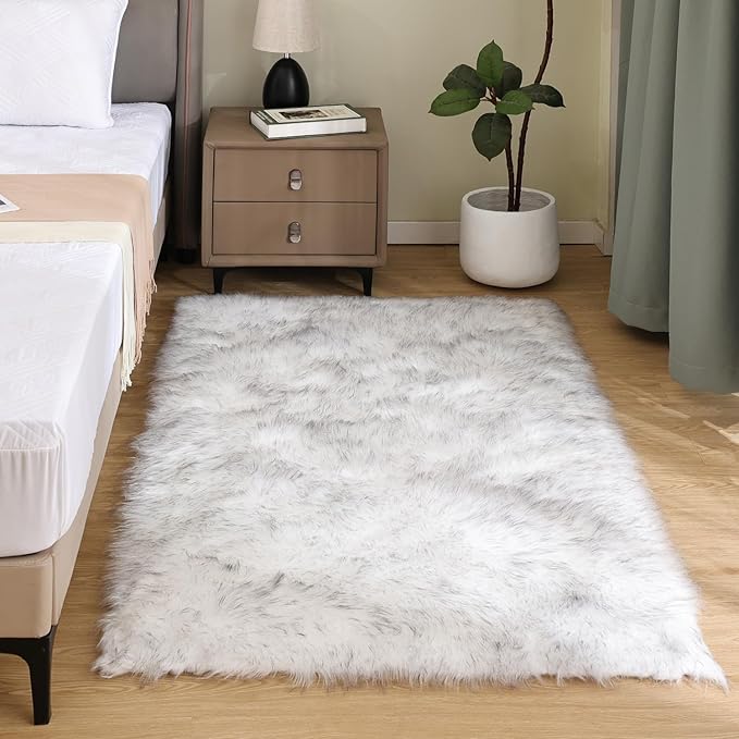Latepis White and Grey Faux Fur Rug 3x5 Area Washable Fluffy Rugs for Bedroom Living Room Rugs for Sofa Cushion Pet Mats Luxury Home Decor