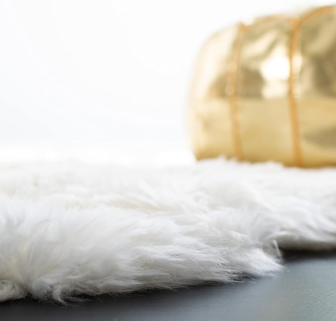 SAFAVIEH Sheep Skin Collection Runner Rug - 2' x 6', Natural & White, Handmade Rustic Glam Genuine Pelt, 3.4-inch Thick Ideal for High Traffic Areas in Living Room, Bedroom (SHS211A)