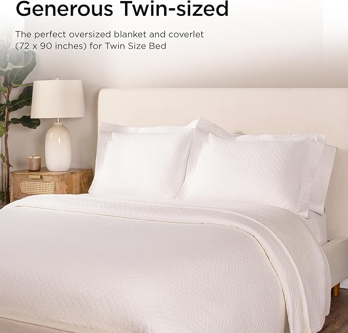 Threadmill Luxury Cotton Blankets for Twin Size Bed | All-Season 100% Cotton Twin Blanket for Bed | Criss Cross Jacquard Lightweight, Soft & Cozy Coverlet, 350GSM, 68 x 90 inches | White