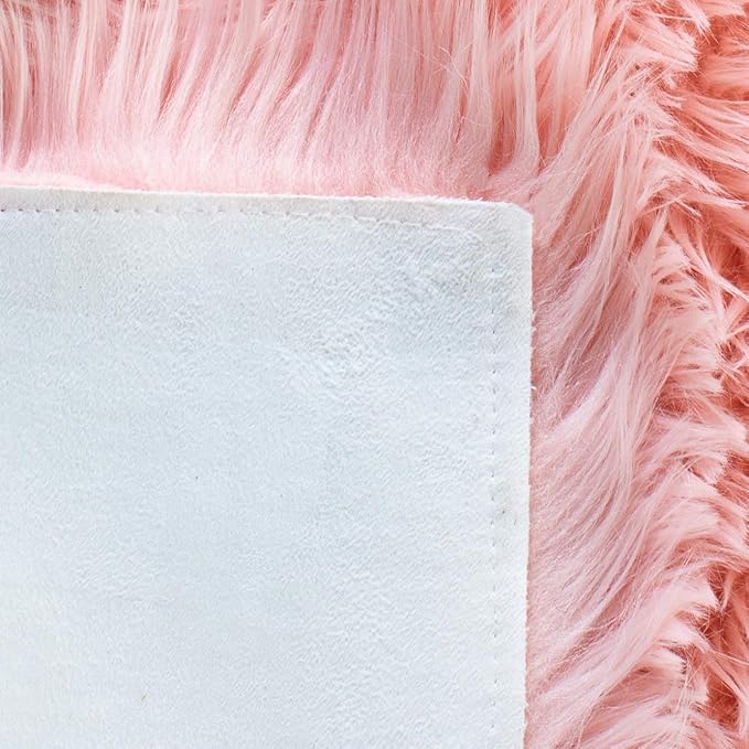 SAFAVIEH Faux Sheep Skin Collection Runner Rug - 2'6" x 6', Pink, Silken Glam Design, Non-Shedding & Easy Care, 2.35-inch Thick Ideal for High Traffic Areas in Living Room, Bedroom (FSS235G)