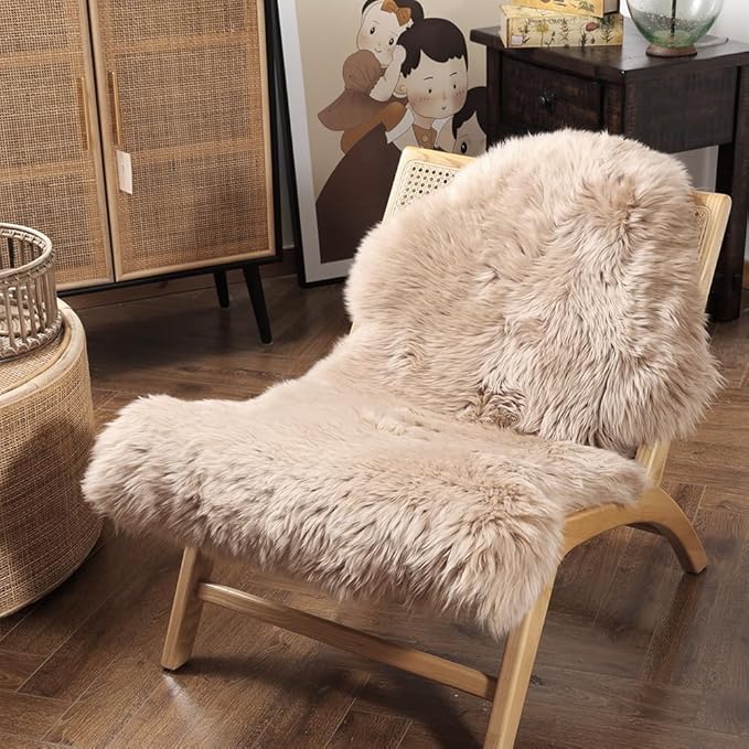 LLB Genuine Sheepskin Area Rug Wool Rug Fur Carpet Fluffy Shaggy Fur Rug for Living Room Kids Bedroom Real Sheepskin Throw Lambskin Rugs Sofa Mat Chair Seat Covers (Cream Brown, 2 x 3 ft Sheepskin)