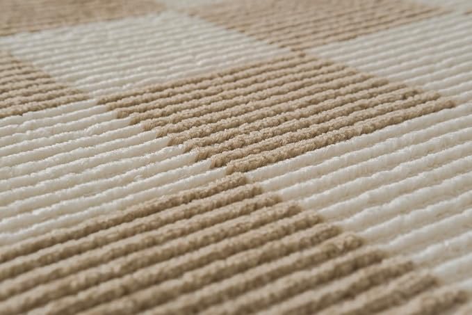 Revival Rugs Gambit 2'7"x9' Checkered Rug Machine Washable Runner Rug for Hallway Entryway - 100% Recycled Oeko-TEX Certified, Medium Pile, Camel, Beige