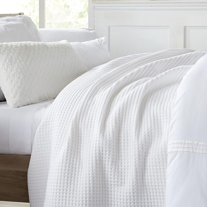 100% Cotton Waffle Weave Bed Blanket | Soft, Breathable, and Lightweight Blanket for All-Season | Perfect for Layering | Brielle Collection (Full/Queen, White)