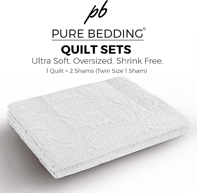 Pure Bedding Quilt Set Full/Queen Size White - Oversized Bedspread - Soft Microfiber Lightweight Coverlet for All Season - 3 Piece Includes 1 Quilt and 2 Shams, Geometric Pattern