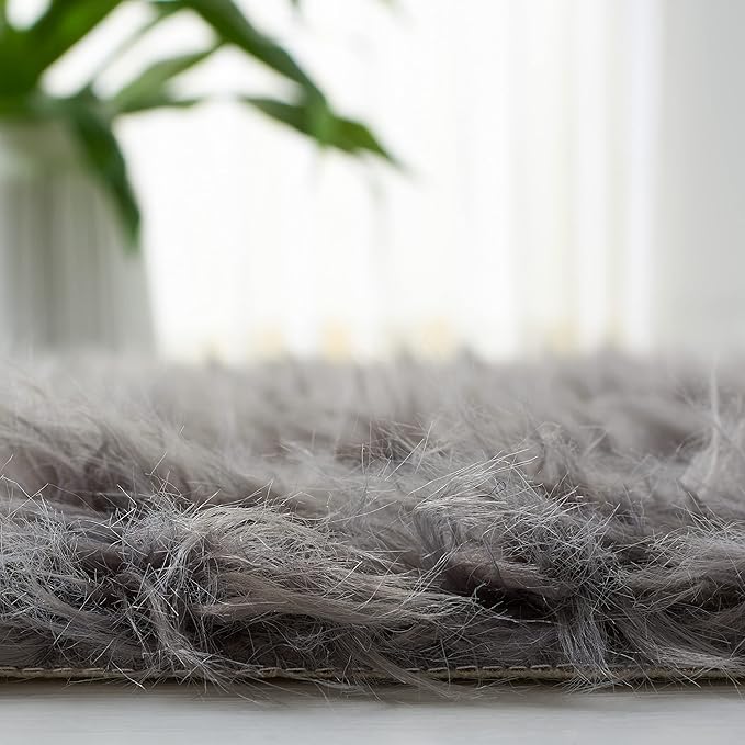 SAFAVIEH Faux Sheep Skin Collection 2' x 3' Grey FSS115D Silken Glam 2.35-inch Thick Accent Rug