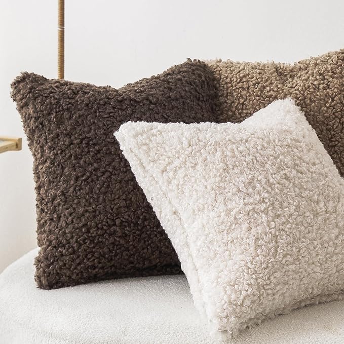 Foindtower 2 Pieces 24x24 Inch Chocolate, Faux Fur Throw Pillow Cover Accent Sherpa Pillow Fuzzy Soft Pillowcases Sheepskin Decorative Fleece Cushion Case for Bed Couch Living Room