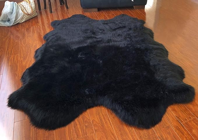 Free Shape Luxury Soft Fluffy Shag Area Rug Single Quarto 4 Pelts 4'x6',120x180 cm - Vegan Fur Ultra Soft Indoor Carpet Nursery Rugs for Bedroom Home Decor, Black