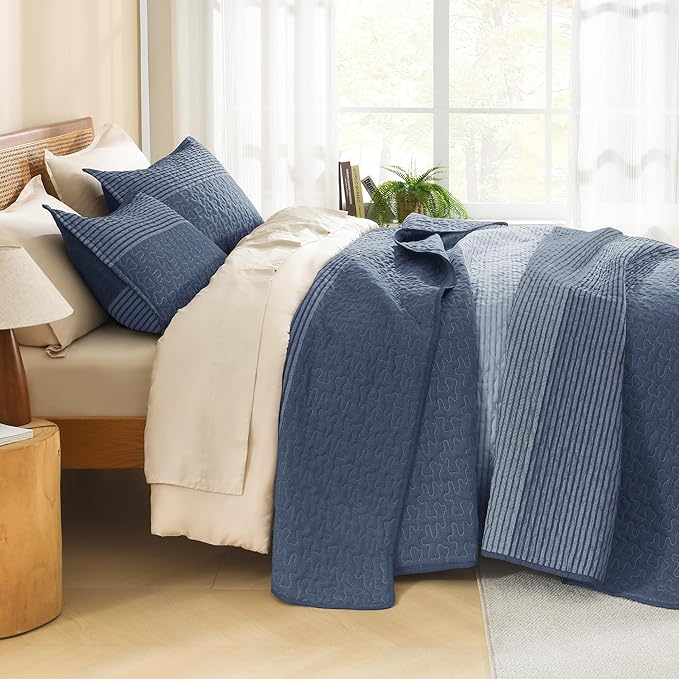 Litanika Oversized King Quilt Set Sapphire Blue, 120x98 Stripe Bedspread Coverlet 3 Pieces, Sapphire Blue Lightweight Quilted Bedding Set for All Season(Oversized King-1 Quilt, 2 Pillowcases)