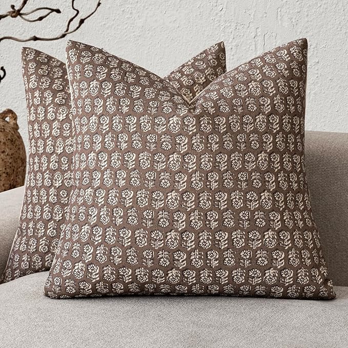 Foindtower Set of 2 Decorative Vintage Floral Print Throw Pillow Covers Neutral Modern Farmhouse Cushion Covers Boho Home Decor for Sofa Couch Chair Bedroom Living Room,20×20 Inch,Brown