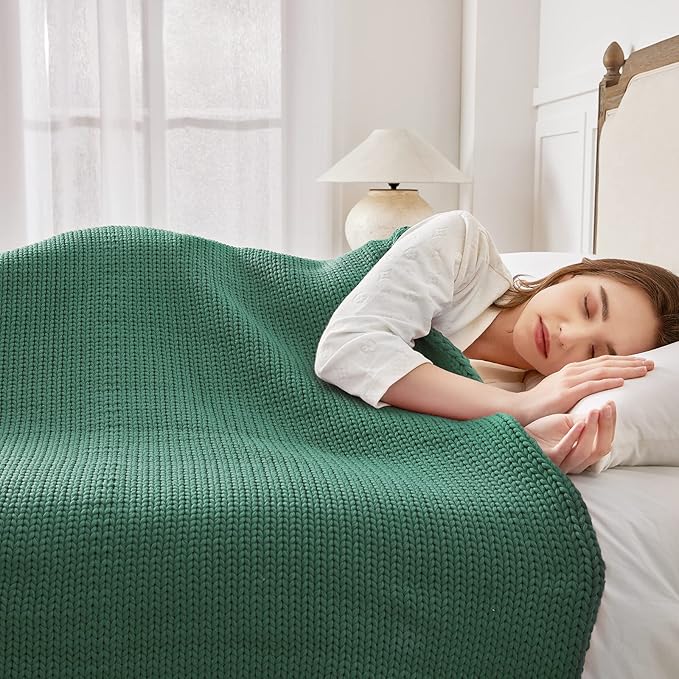 Guohaoi Knitted Weighted Blanket for Adults (Green 60"x80" 20lbs) No Beads Cooling Throw Blanket for Hot Sleepers, Home Decor Breathable Chunky Knit Heavy Blanket Use on Queen/King Size Bed