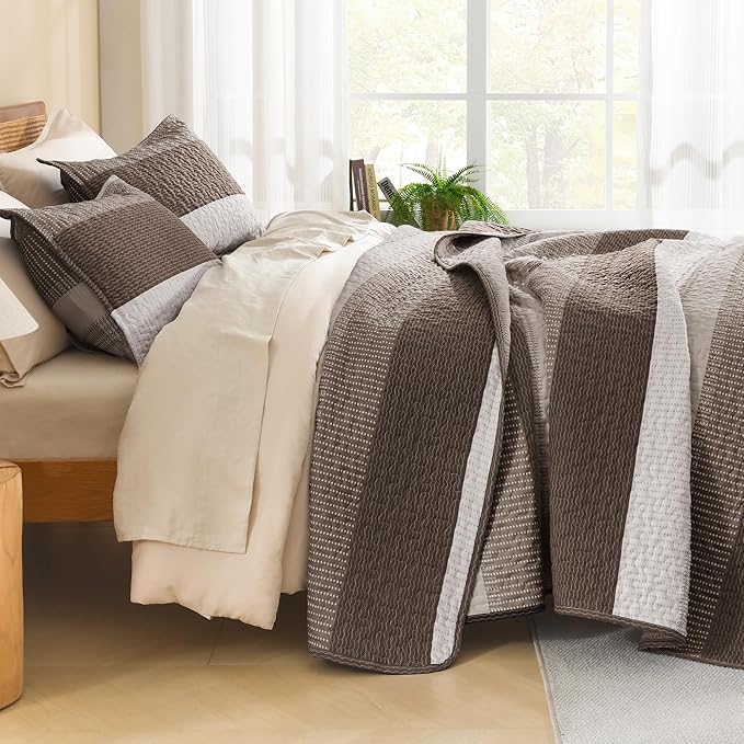 Litanika Quilt Queen Size Brown, Stripe Patchwork Summer Bedspread Coverlet 3 Pieces, Soft Lightweight Microfiber Quilted Bedding Set for All Season(1 Quilt, 2 Pillowcases)