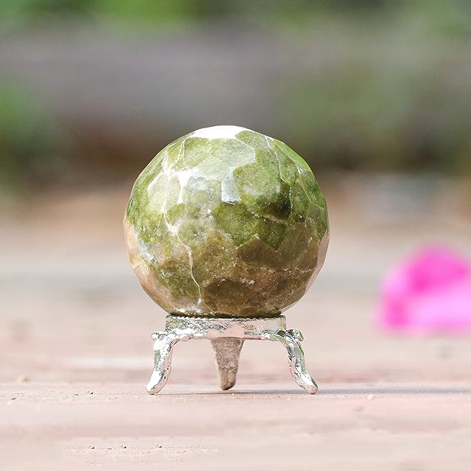 Crocon 50mm Vesuvianite diamond cut Stone sphere Ball with Metal Stand 1400+ Carats Gemstone Ball Healing ornament rock Sphere Sculpture Figurine for Fengshui Divination Crystal Home Decor Photography