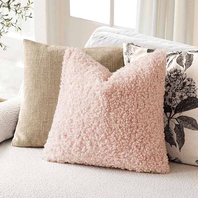 Foindtower 2 Pieces 20x20 Inch Light Pink, Faux Fur Throw Pillow Cover Accent Sherpa Furry Pillow Covers Fuzzy Soft Pillowcases Cozy Sheepskin Decorative Fleece Cushion Case for Bed Couch Living Room