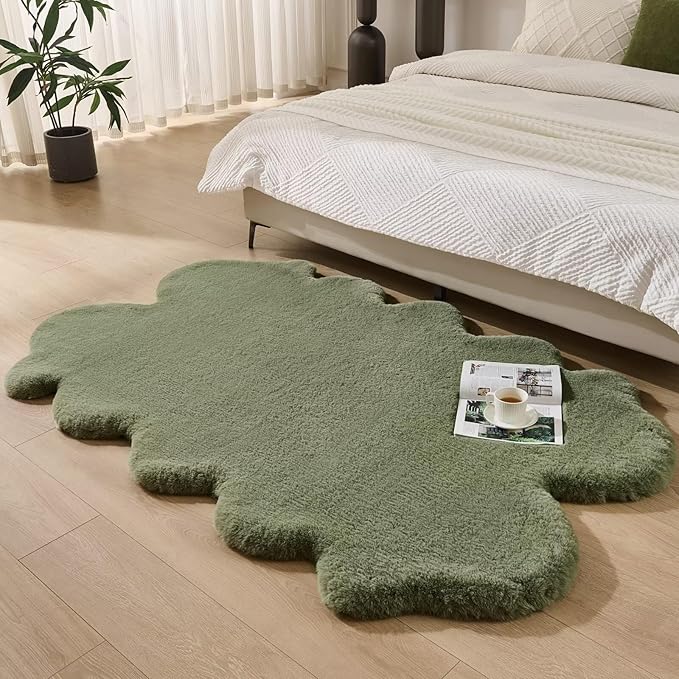 1700GSM Fuzzy Faux Sheepskin Fur Area Rug,Extra Soft Faux Fur Mat,Fluffy Shaggy Fur Rug for Bedroom Living Bedside Rug Room Decor-Sage Green, 4 x6 ft