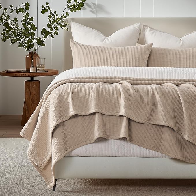 EVERGRACEHOME Cotton Gauze King Bedspread, Ultra Soft Prewashed Pick Stitch Matelassé Coverlet, Lightweight Textured Oversized King Quilt Bedding Set for All Season, with 2 Shams, Tan