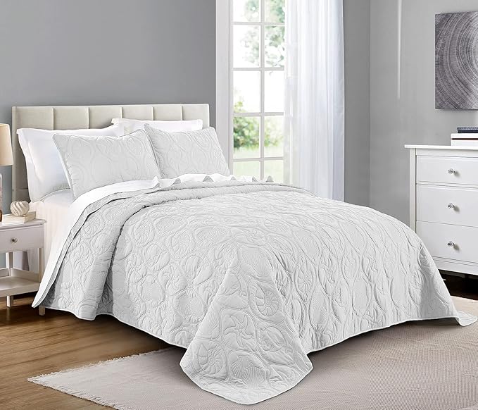 Pure Bedding Quilt Set King/Cal King/California King Size White - Oversized Bedspread - Microfiber Coverlet - Includes 1 Quilt and 2 Shams, Ocean Star Pattern