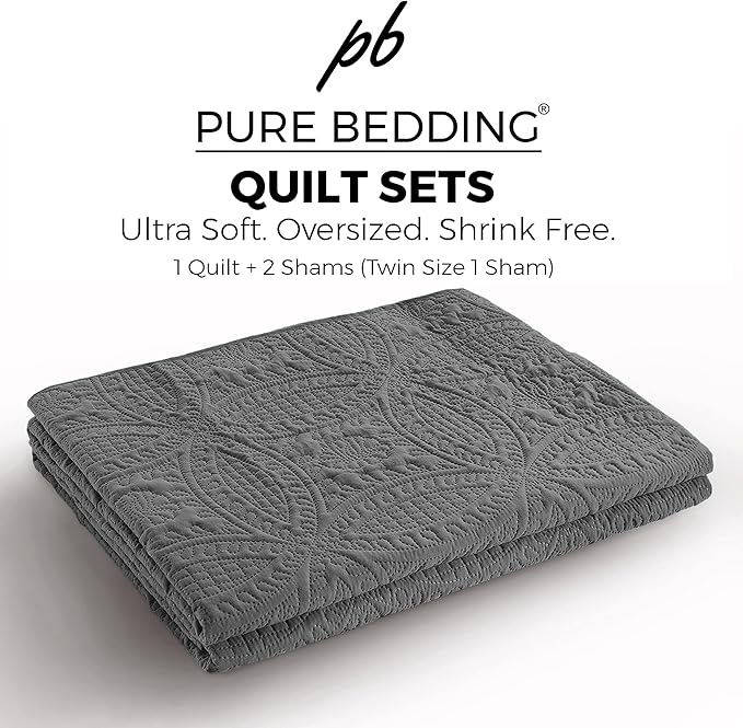 Pure Bedding Quilt Set Full/Queen Size Dark Grey - Oversized Bedspread - Soft Microfiber Lightweight Coverlet for All Season - 3 Piece Includes 1 Quilt and 2 Shams, Geometric Pattern