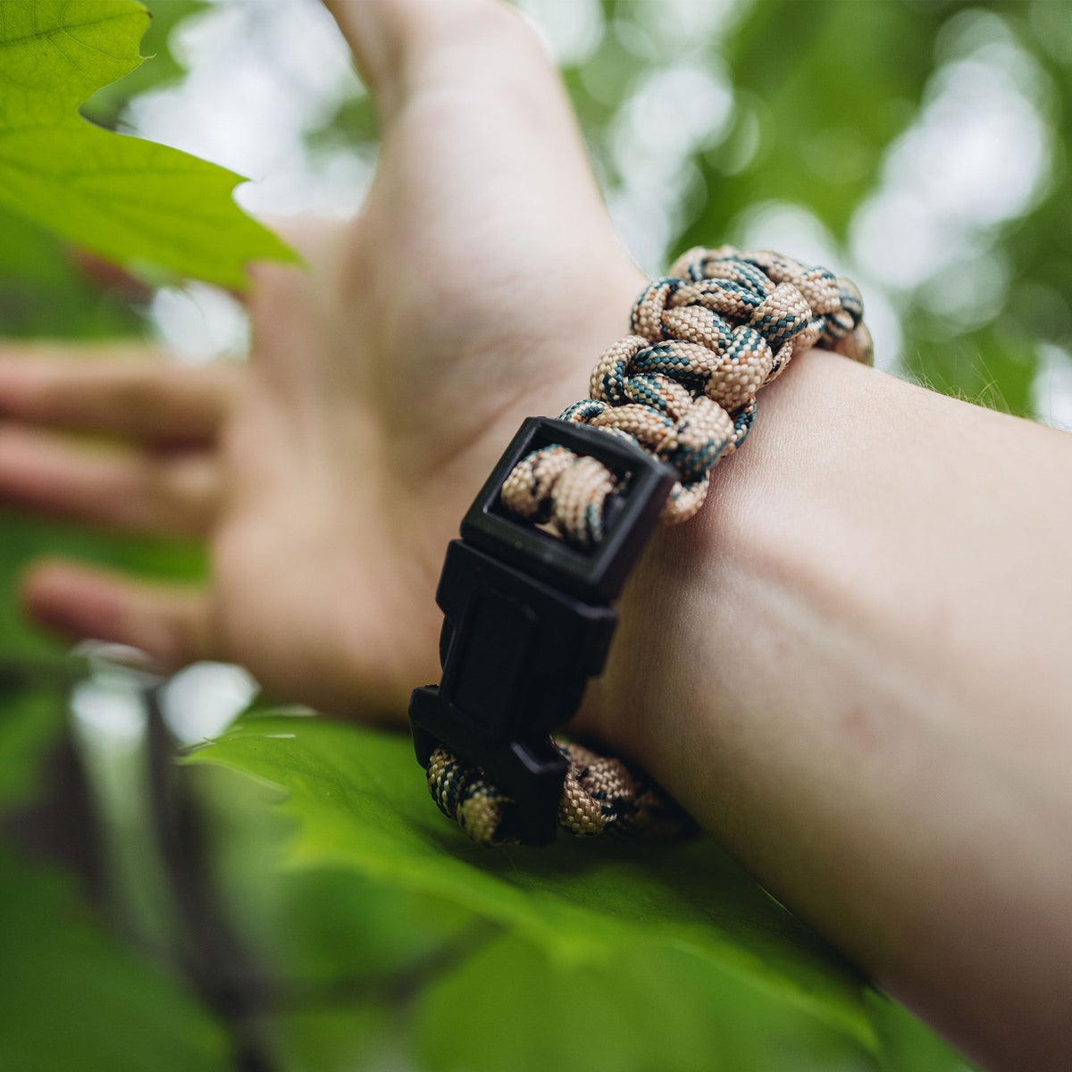 FROG SAC 12 Paracord Bracelets
