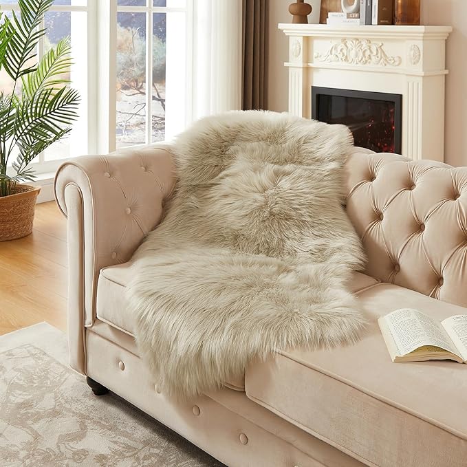 AMTOVO Faux Fur Rug, Beige Area Rug, Fluffy Sheepskin Rug, Fuzzy Ultra Soft 2 x 4 ft Shag Rugs for Bedroom Sofa Throw Cushion Room Decor, Sheepskin