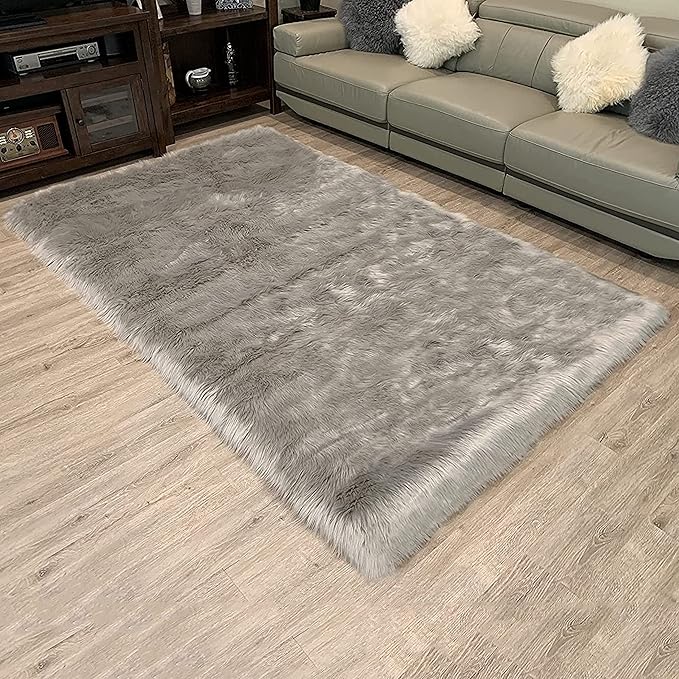 LAMBZY High Pile Super Soft Faux Sheepskin Rug (8'x11', Grey)