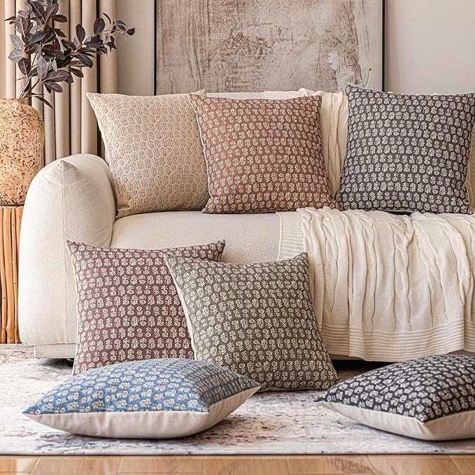 Foindtower Set of 2 Decorative Neutral Floral Print Throw Pillow Covers Vintage Accent Farmhouse Cushion Covers Boho Home Decor for Sofa Couch Chair Bedroom Living Room,24×24 Inch,Ivory Beige