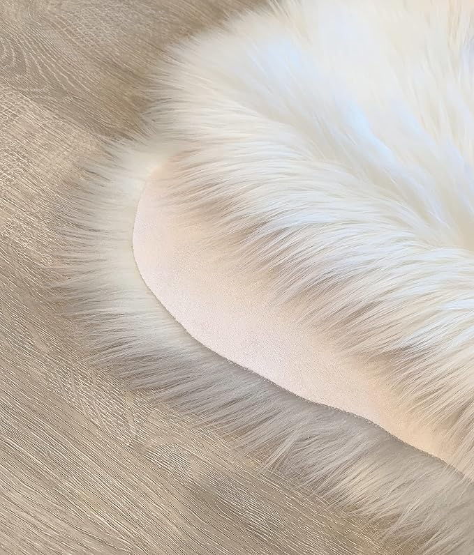LAMBZY Faux Sheepskin Super Soft Hypoallergenic Silky Shag Rug for Living Room, Kids Room, Sofa (5 Pelts Side by Side 3'x10', White)