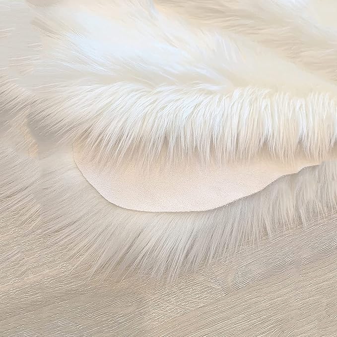 LAMBZY High Pile Super Soft Faux Sheepskin Rug (4'x6', White)