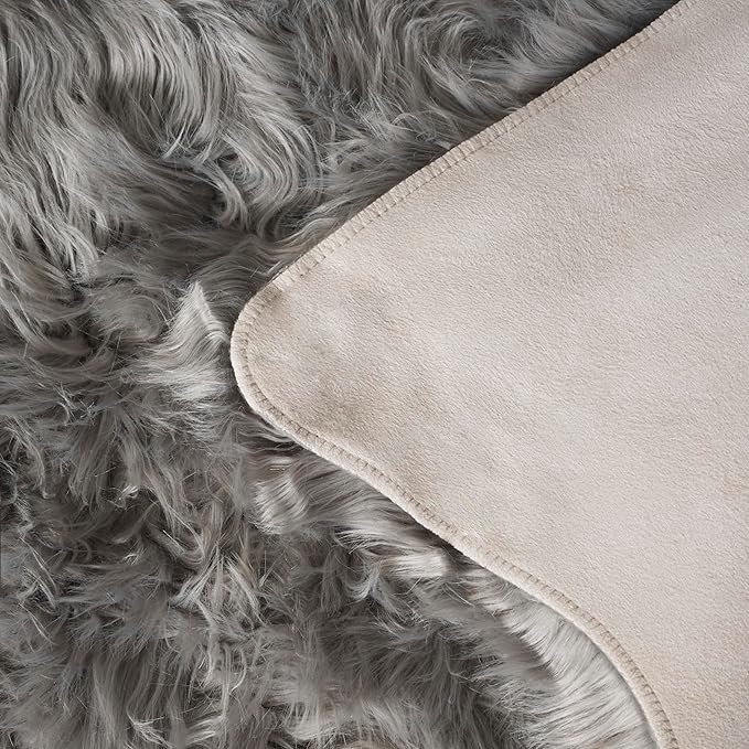 SAFAVIEH Faux Sheep Skin Collection 2' x 3' Grey FSS115D Silken Glam 2.35-inch Thick Accent Rug