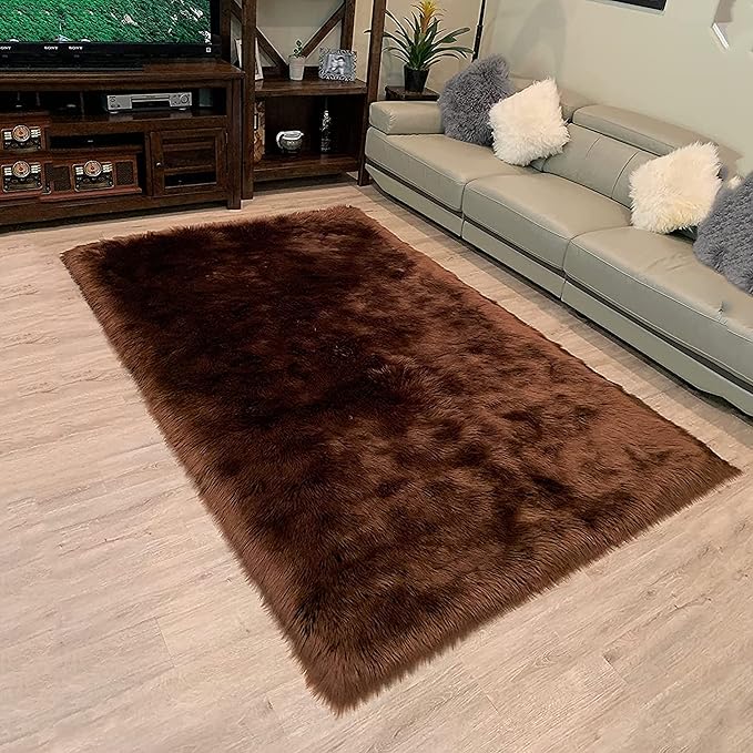LAMBZY High Pile Super Soft Faux Sheepskin Rug (5'x8', Brown)