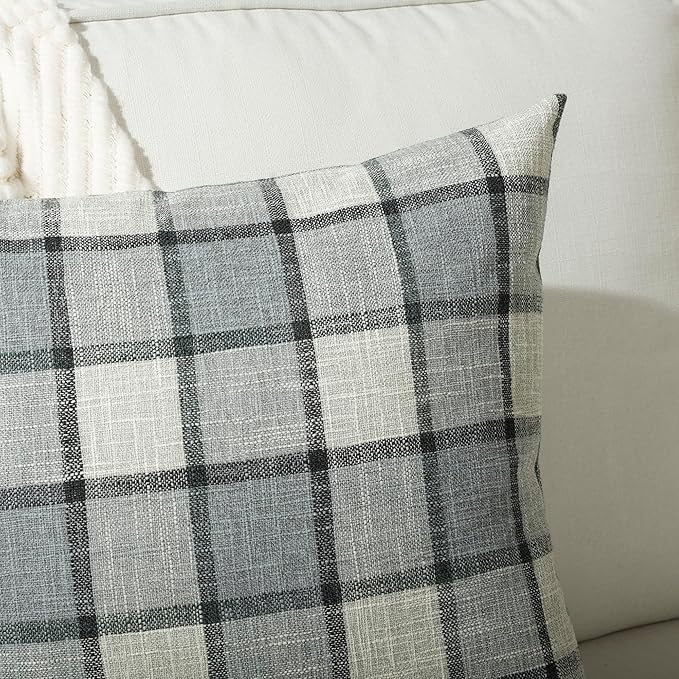 Stellhome Pack of 2 Linen Buffalo Check Decorative Throw Pillow Covers, Farmhouse Plaid Cushion Covers Rustic Retro Decor for Couch Sofa Living Room, 20x20 Inch, Light Grey