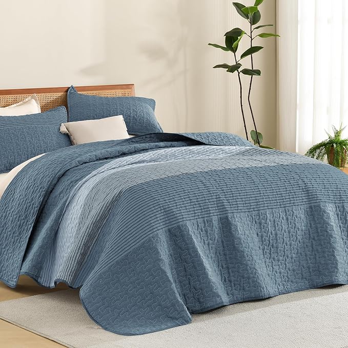 Litanika Oversized King Quilt Set Blue Linen, 120x98 Stripe Bedspread Coverlet 3 Pieces, Blue Linen Lightweight Quilted Bedding Set for All Season(Oversized King-1 Quilt, 2 Pillowcases)