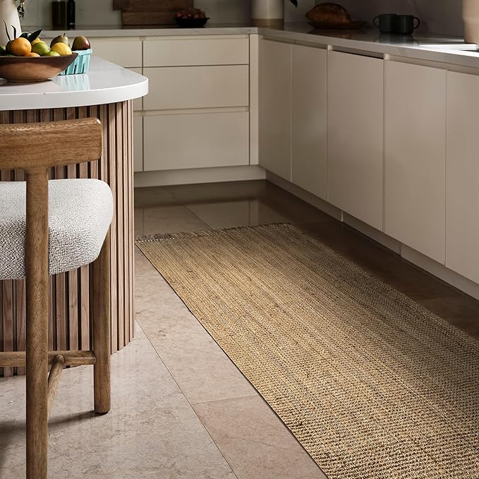 Nuloom Daniela Natural, 2'6" x 6', Handmade, Jute, Tassel, Soft and Textured, High Traffic, Stain Resistant, Easy Clean, Durable Runner for Bedroom, Living Room, Dining Space, Foyer, Entryway