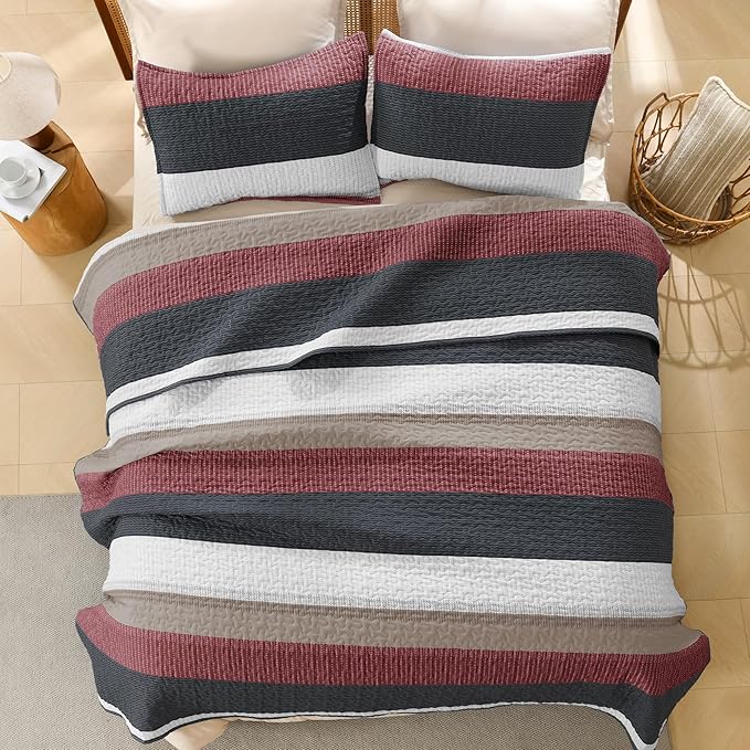 Litanika Quilt King Size Black and Red, Stripe Patchwork Summer Bedspread Coverlet 3 Pieces, Soft Lightweight Microfiber Quilted Bedding Set for All Season(1 Quilt, 2 Pillowcases)