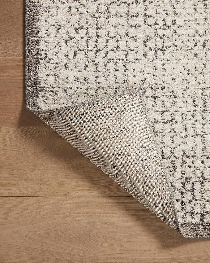 Loloi Darby Collection DAR-04 Ivory/Stone 2'-7" x 10'-0" Runner Rug