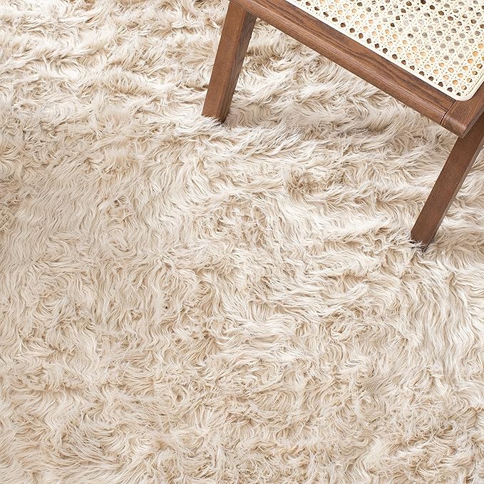 SAFAVIEH Faux Sheep Skin Collection 3' x 5' Beige FSS235K Silken Glam 2.35-inch Thick Area Rug