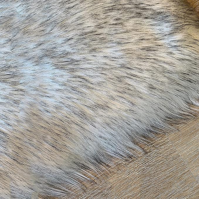 LAMBZY High Pile Super Fluffy Soft Faux Sheepskin Rug | Faux Sheepskin Rugs for Living Room Playroom Bedroom | Classic Super Soft to Touch Rug (10'x13', White/Black Tips)