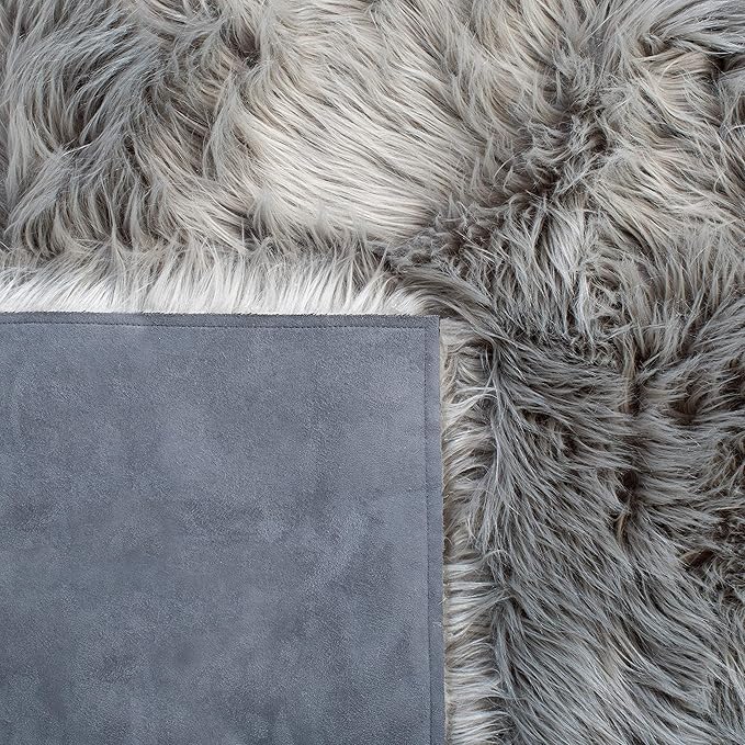 Safavieh Faux Sheep Skin Collection 2' x 3' Grey FSS235D Silken Glam 2.35-inch Thick Accent Rug (Pack of 2)