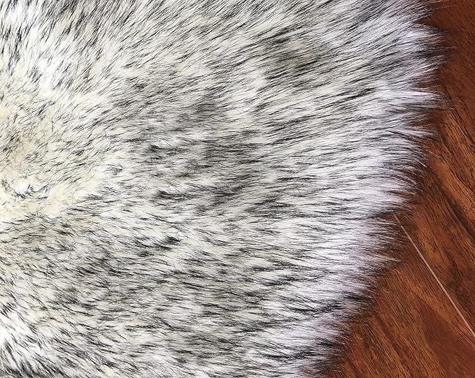 Free Shape Luxury Soft Fluffy Shag Area Rug Octo 8 Pelts 6'x8',180x240 cm - Vegan Fur Ultra Soft Indoor Carpet Nursery Rugs for Bedroom Home Decor, White with Black Tips