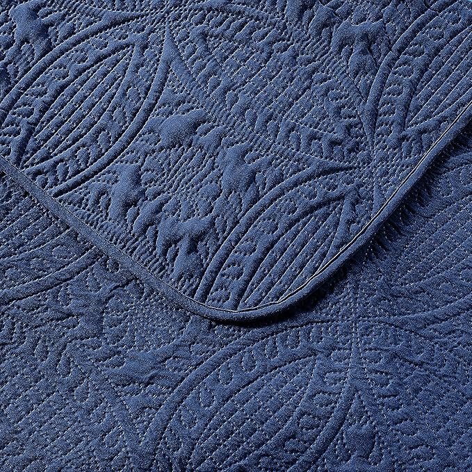 Quilt Set King/Cal King/California King Size Navy - Oversized Bedspread Soft Microfiber Lightweight Coverlet for All Season - 3 Piece includes 1 Quilt and 2 Shams Geometric Pattern